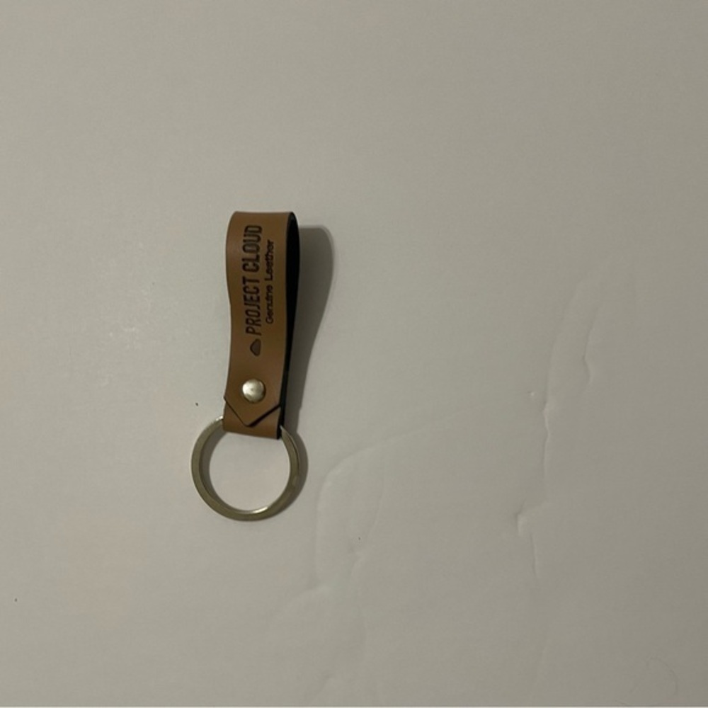 Project Cloud Tan Leather Keychain NWOT